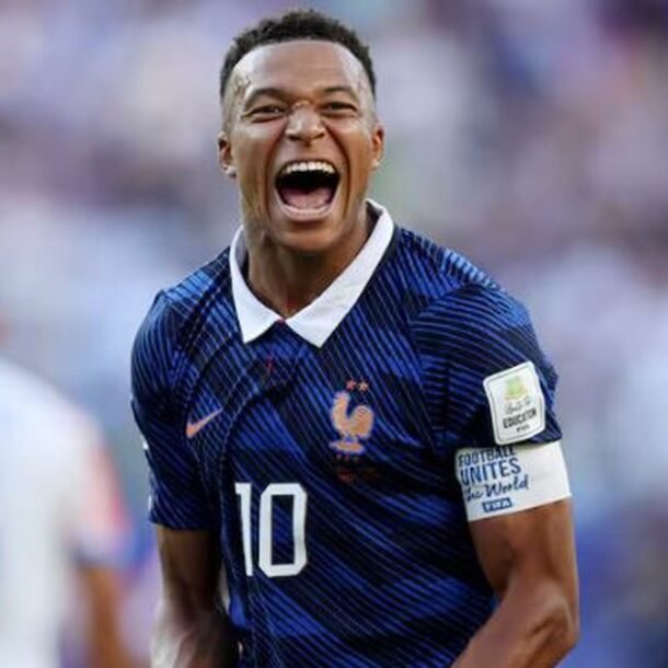 mbappe-chay-toc-do-sieu-viet,-san-van-dong-world-cup-2026-ti-le-99,7%-day-khan-gia