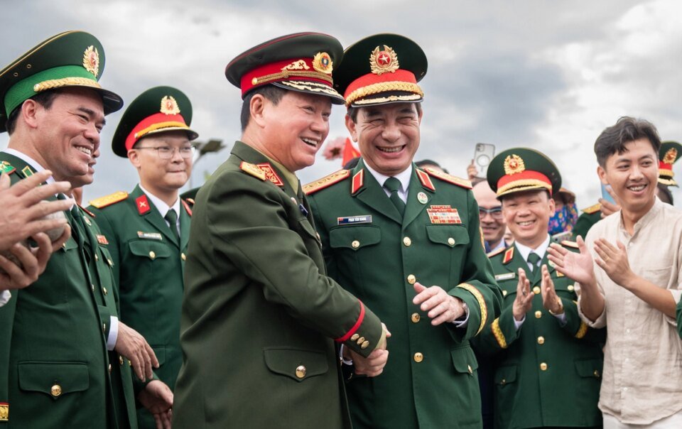 viet-nam-–-lao-duy-tri-moi-quan-he-truoc-sau-nhu-mot,-di-vao-chieu-sau,-dom-hoa-ket-trai