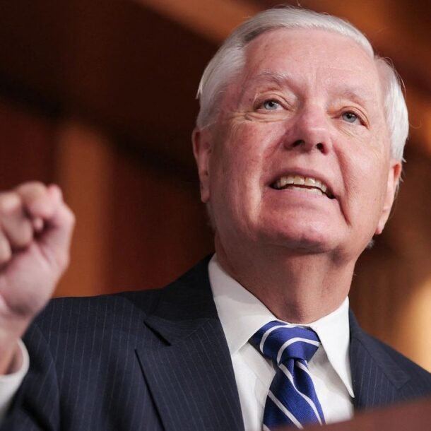 thuong-nghi-si-my-lindsey-graham,-dong-minh-chu-chot-cua-ong-trump,-bat-ngo-qua-doi-o-tuoi-71