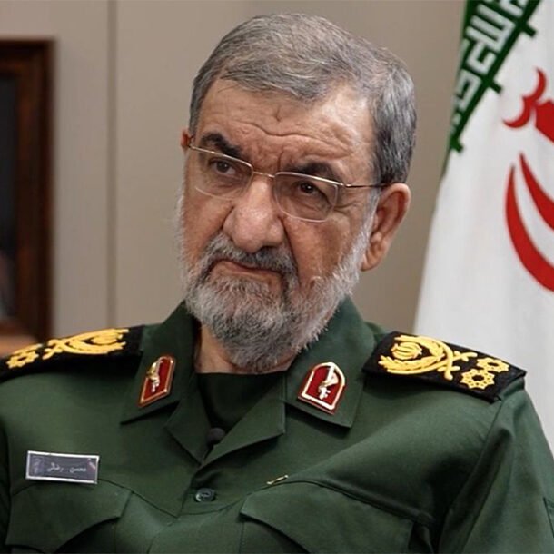 co-van-iran:-eo-bien-hormuz-quan-trong-hon-vu-khi-hat-nhan
