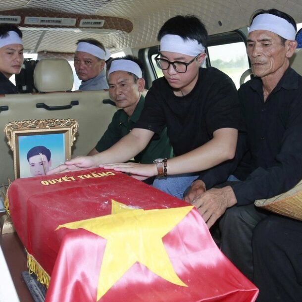 sau-53-nam,-nho-giam-dinh-adn,-hai-cot-mot-liet-si-tro-ve-que-huong-xu-thanh