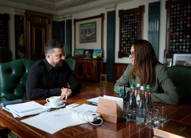 ong-zelensky-mien-nhiem-thu-tuong-ukraine,-nga-kiem-soat-them-lang-o-sumy