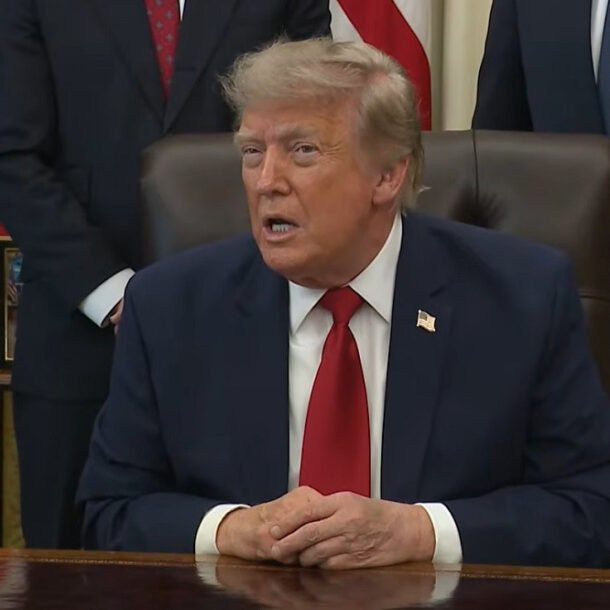 ong-trump-coi-ban-ghi-nho-ky-voi-iran-‘chi-la-phep-thu’