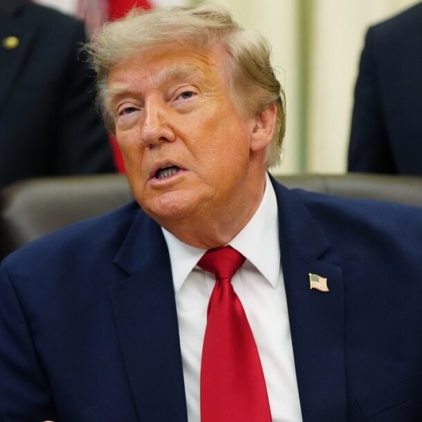 ong-trump-muon-my-duoc-‘boi-hoan-chi-phi-bao-ve’-dong-minh