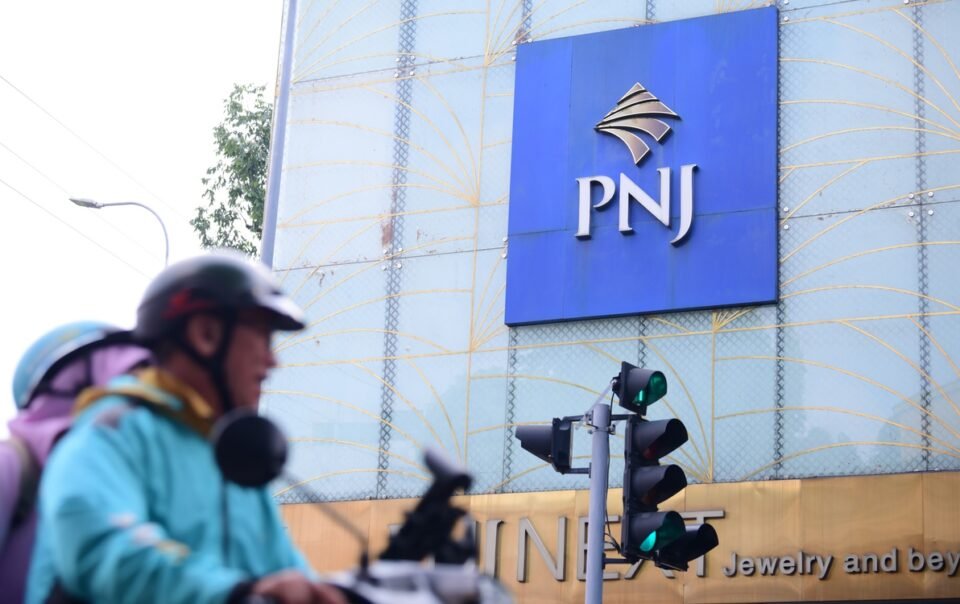 vn-index-ket-phien-trong-sac-xanh-ngoan-muc,-pnj-bat-ngo-‘tim-tran’