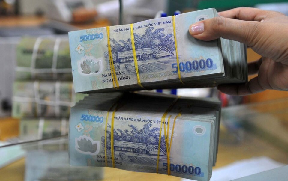 co-phieu-pnj-lai-giam-san,-fpt-xuong-day-2-nam:-vn-index-mat-gan-30-diem
