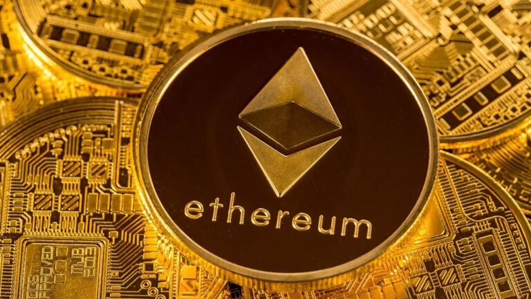 co-phieu-bitmine-truot-doc-mac-du-mua-kho-bac-ethereum-tri-gia-73-trieu-do-la