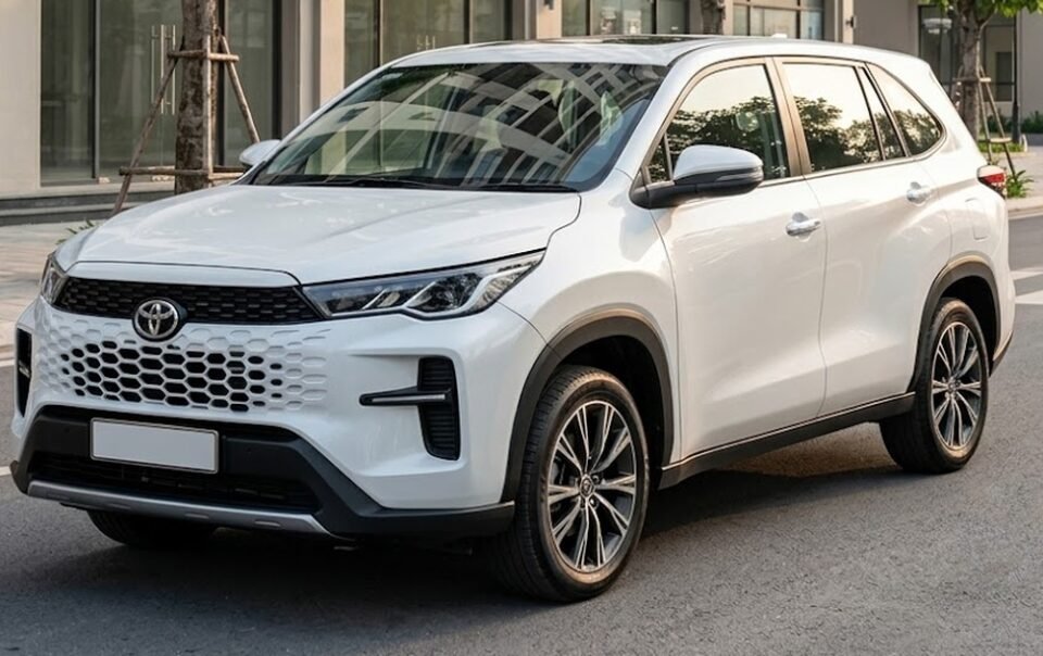 toyota-innova-cross-2027-lo-noi-that:-man-lon-hon,-them-nhieu-tien-nghi