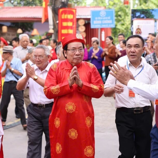 hai-lang-co-o-ha-noi,-nghin-nam-qua-van-goi-nhau-la-‘quan-anh’,-‘dai-huynh’