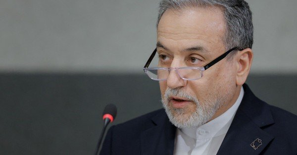 ngoai-truong-iran-den-nay-van-chua-gap-l&atilde;nh-tu-toi-cao-mojtaba-khamenei