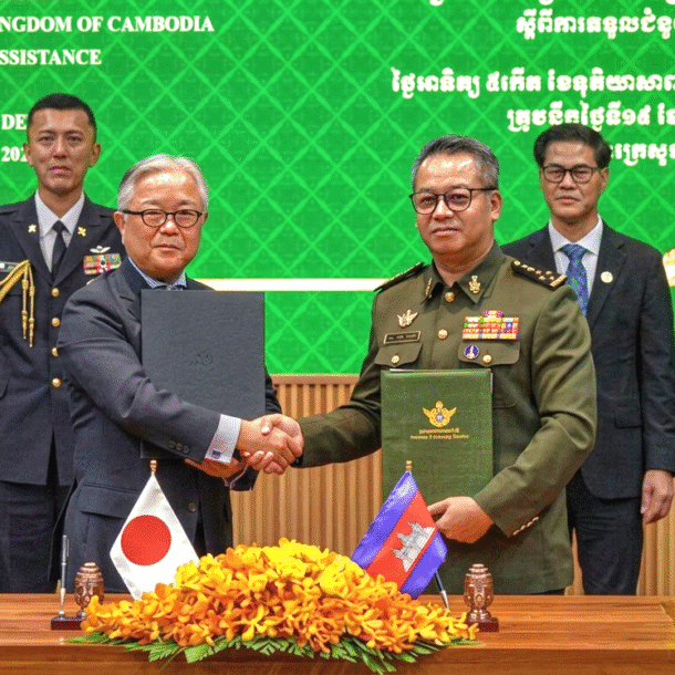 nhat-ban-cung-cap-thiet-bi-quan-su-tri-gia-3-trieu-usd-cho-campuchia