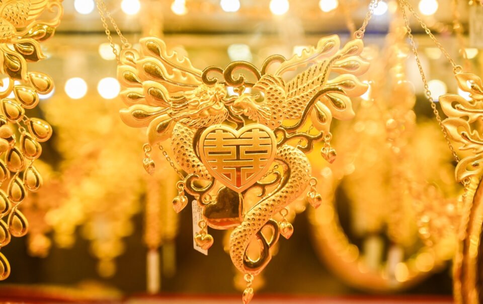 gia-vang-hom-nay-21/7/2026:-the-gioi-tang-tro-lai,-sjc-giu-moc-cao