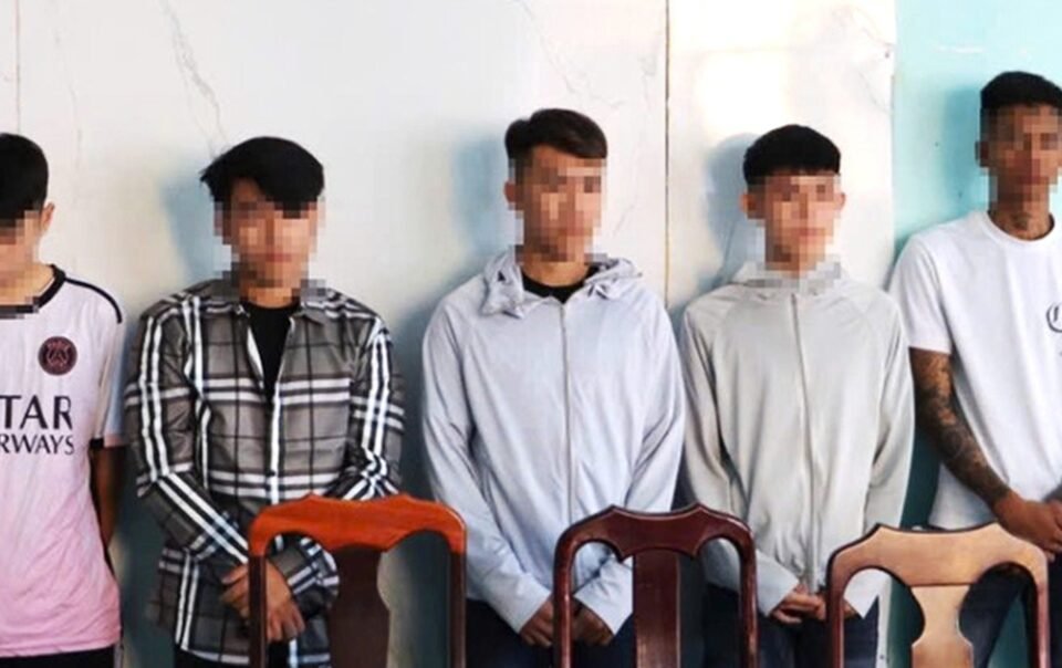 an-giang:-khoi-to-32-bi-can-ve-toi-giet-nguoi,-gay-roi-trat-tu-cong-cong