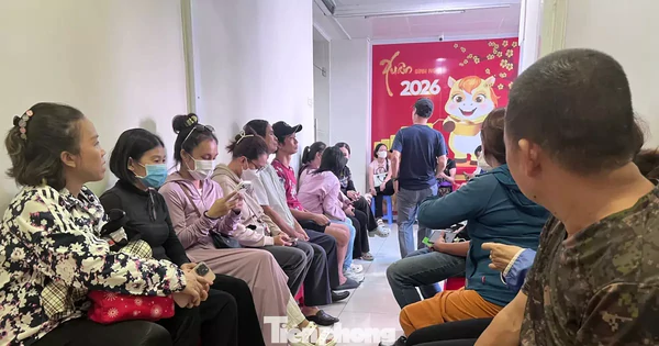 nguoc-doi:-xep-hang-ca-ngay-khong-ban-duoc-vang-sjc