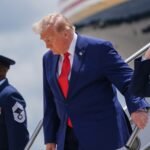 ong-trump-bat-ngo-doi-chuyen-co-vi-lo-bi-nham-muc-tieu