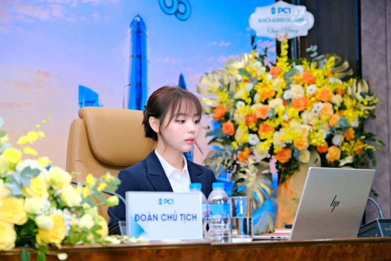 co-gai-27-tuoi-lam-chu-tich-tap-doan-lon;-tgd-hoa-chat-duc-giang-bi-khoi-to