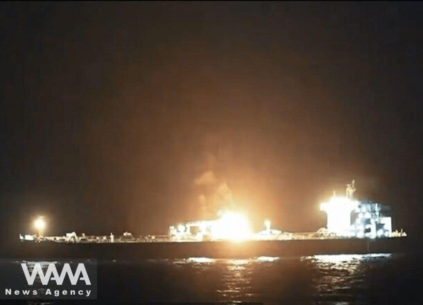 iran-tuyen-bo-ngung-tap-kich-my,-them-tau-cho-dau-phat-no-o-hormuz