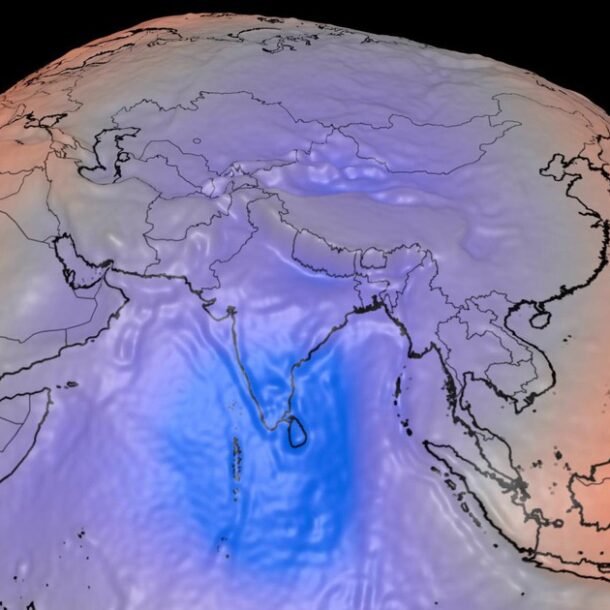 trai-dat-that-su-meo-nhu-‘cu-khoai’?-nasa-giai-ma-hinh-anh-gay-sot-tren-mang