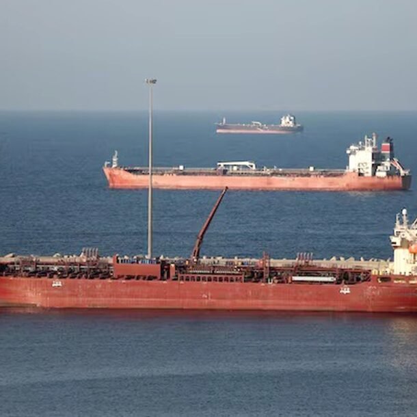 oman-de-xuat-cung-iran-quan-ly-eo-bien-hormuz