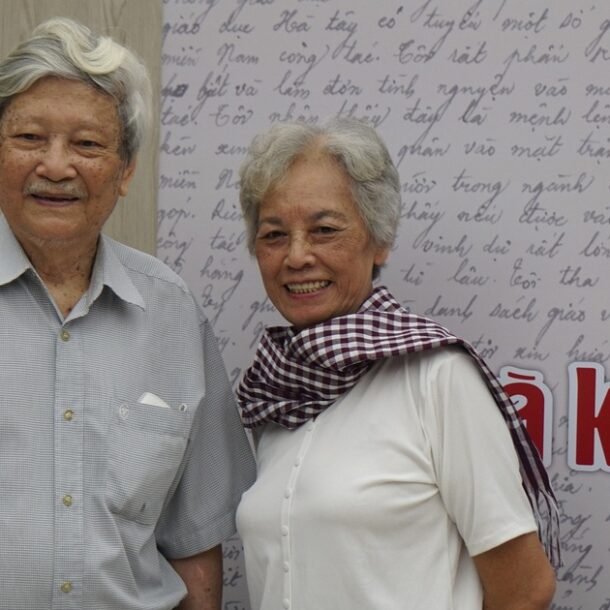 vang,-so-tiet-kiem-cua-can-bo-di-b-con-gui-lai,-ho-len-duong-chi-mang-theo-tuoi-xuan-va-ly-tuong