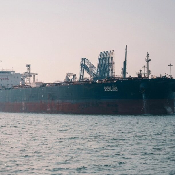 iran-bac-de-xuat-cua-oman,-muon-kiem-soat-phan-lon-hoat-dong-luu-thong-qua-hormuz