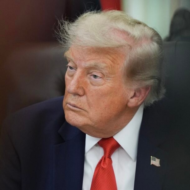ong-trump-noi-se-‘rat-that-vong’-neu-trung-quoc-ban-vu-khi-cho-iran
