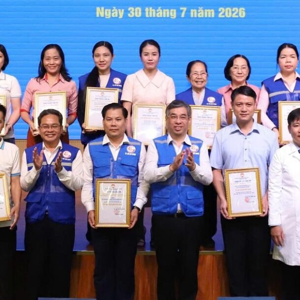 pho-bi-thu-thanh-uy-nguyen-phuoc-loc:-khong-de-tre-em-mac-benh-hiem-ngheo-bi-bo-lai-phia-sau