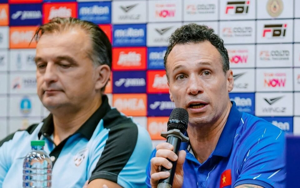 hlv-nguoi-argentina-noi-gi-truoc-tran-futsal-viet-nam-–-nga?