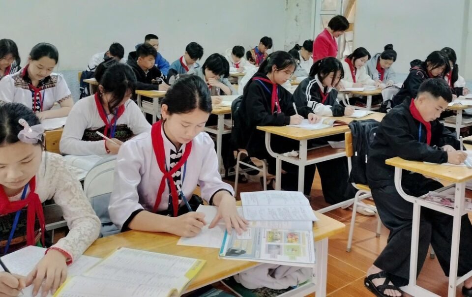 thanh-hoa-tuyen-1.632-giao-vien-bang-hinh-thuc-thi-tu-luan-xu-ly-tinh-huong-su-pham
