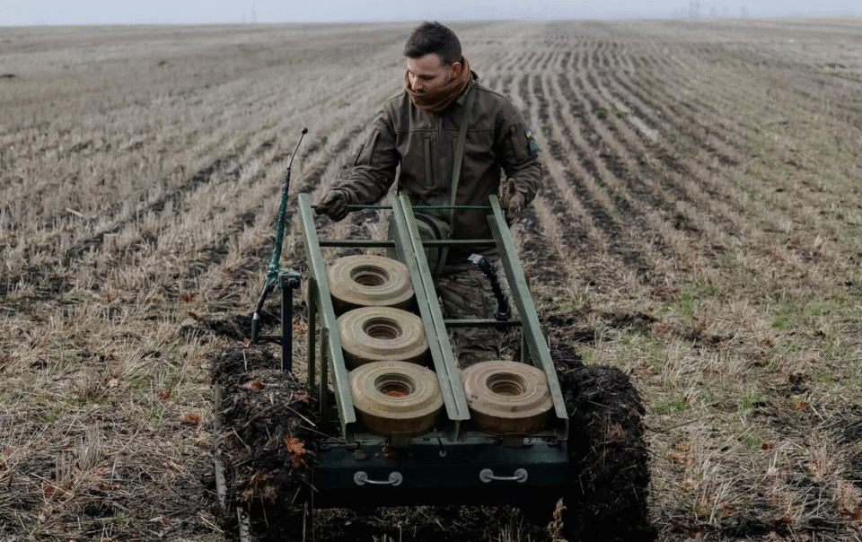 ukraine-dat-cuoc-vao-robot-chien-dau-de-bu-dap-thieu-hut-nhan-luc
