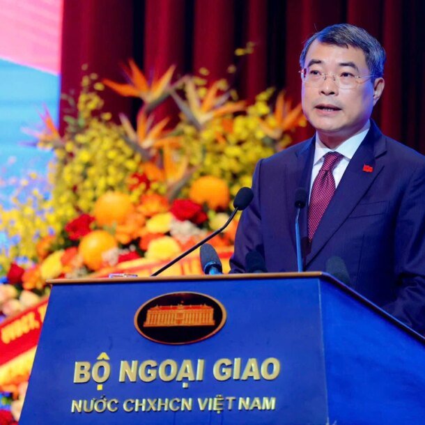 thu-tuong-le-minh-hung-yeu-cau-som-thi-diem-co-che-dai-su,-dac-phai-vien-ve-cong-nghe