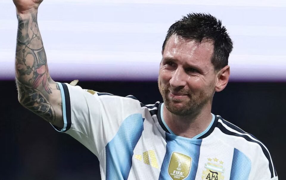 messi-giup-do-nguoi-dan-tay-ban-nha-gap-nan