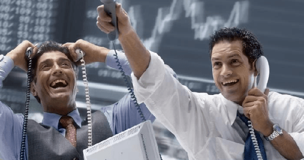 phien-4/8:-khoi-ngoai-tiep-da-mua-rong,-tung-hon-700-ty-gom-hai-co-phieu-bluechips