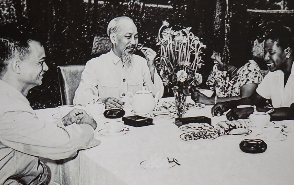 chuyen-nha-bao-quoc-te-cuoi-cung-phong-van-chu-tich-ho-chi-minh