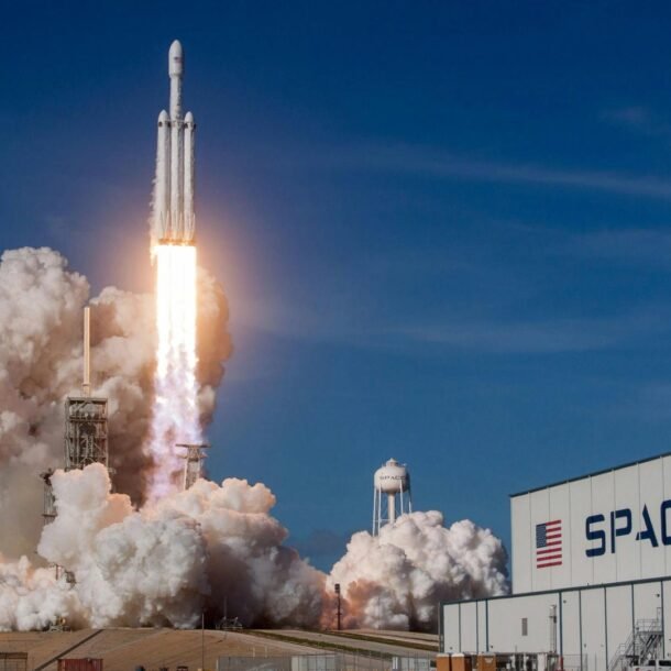 spacex-extends-decline-to-11%-on-lockup-expiration-and-capex-spending-fears