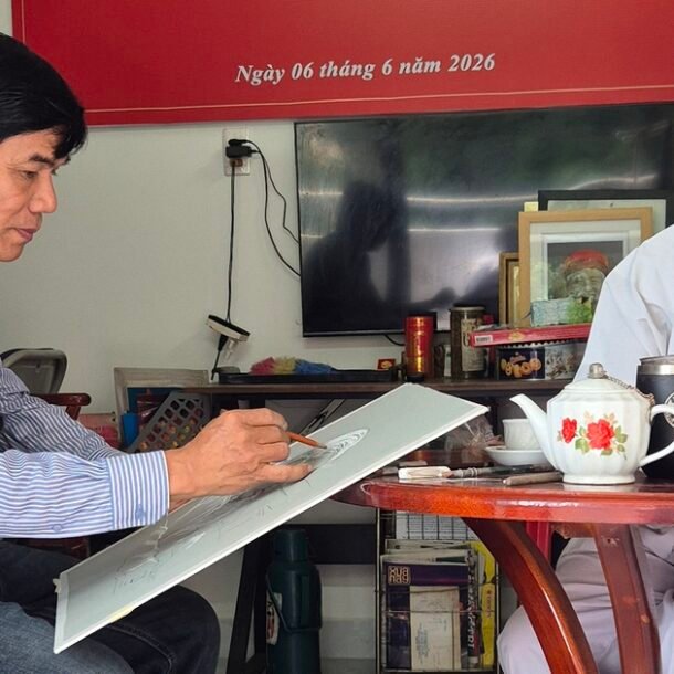 cu-nguyen-dinh-tu-va-nu-cuoi-toa-nang,-thanh-than-truoc-moi-su-vo-thuong