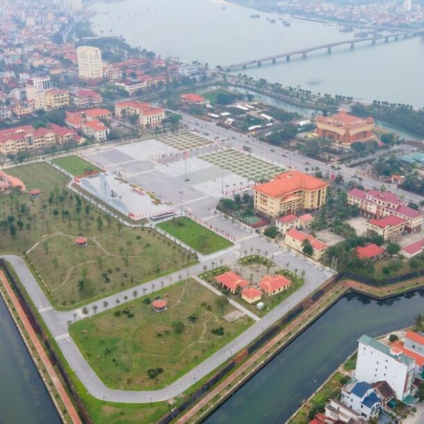 quang-tri-yeu-cau-can-bo-lam-viec-tap-trung-tai-trung-tam-chinh-tri-–-hanh-chinh-tinh
