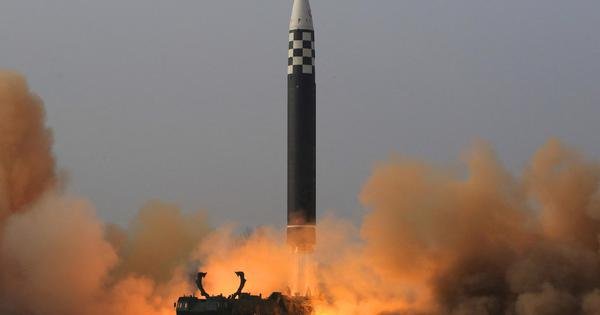 ukraine-c&aacute;o-buoc-don-vi-t&ecirc;n-lua-trieu-ti&ecirc;n-den-nga