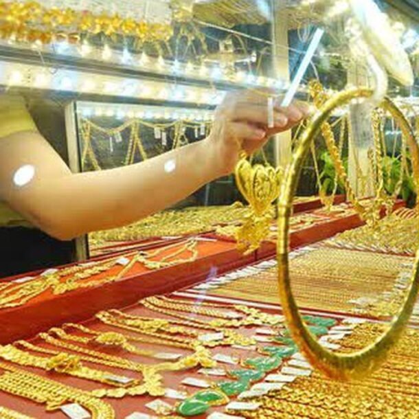 doc-nhanh-6-8:-dong-usd-suy-yeu;-gia-vang-hom-nay-tang-soc