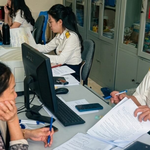 nen-nang-muc-doanh-thu-duoc-giam-thue-len-50-ti-dong/nam?