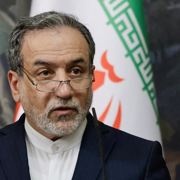 iran-neu-dieu-kien-noi-lai-dam-phan-voi-my-va-mo-eo-bien-hormuz