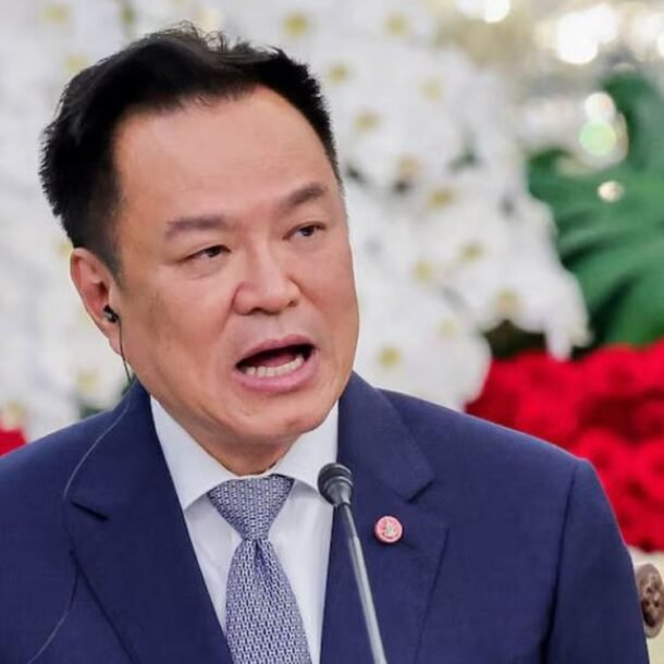 thu-tuong-thai-lan-dinh-chi-cap-giay-phep-mua-sung-sau-vu-xa-sung-tai-truong-hoc