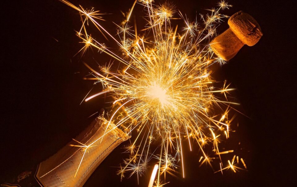 bitcoin-stuck-as-etf-inflows-offset-selling,-but-inflation-data-could-spark-a-move
