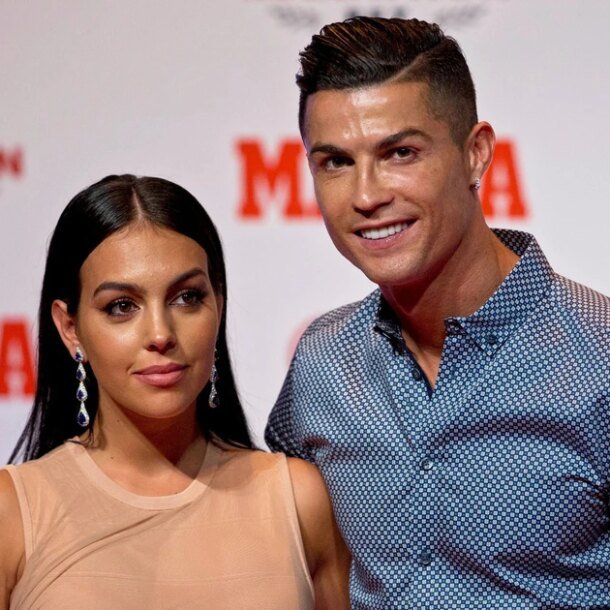 ronaldo-da-ket-hon-voi-ban-gai-georgina