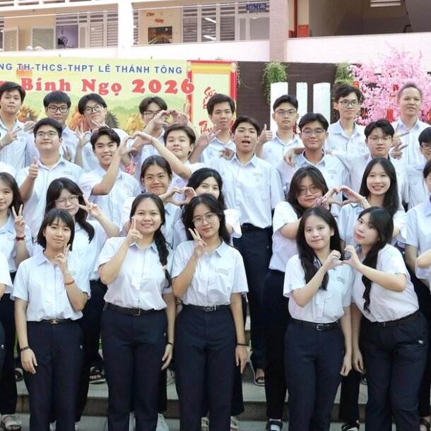 mot-truong-o-tp.hcm-co-hai-lop-100%-hoc-sinh-dau-dai-hoc-y,-phu-huynh-xon-xao