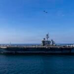 bo-truong-chien-tranh-my-phan-bac-tinh-hinh-toi-te-tren-tau-san-bay-uss-abraham-lincoln