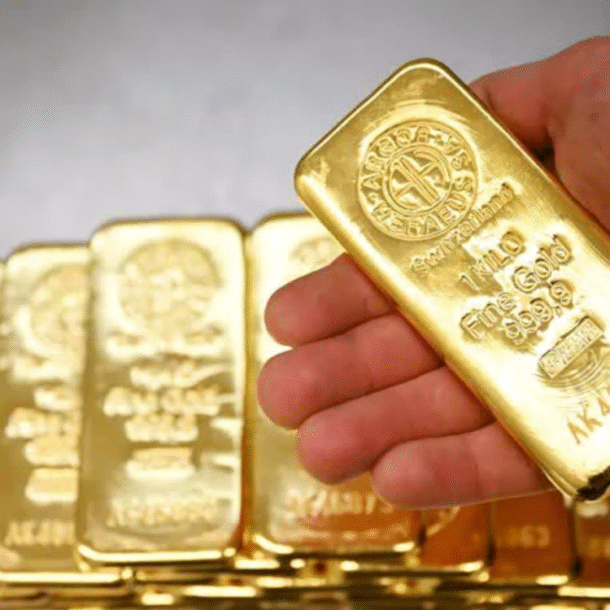 doc-nhanh-14-8:-gia-dau-giam-sau,-gia-vang-lai-roi-xa-moc-4.400-usd