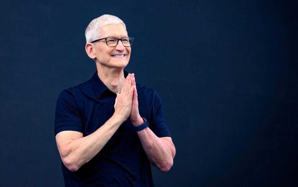 tim-cook:-toi-muon-duoc-nho-den-la-mot-nguoi-tu-te-va-luong-thien