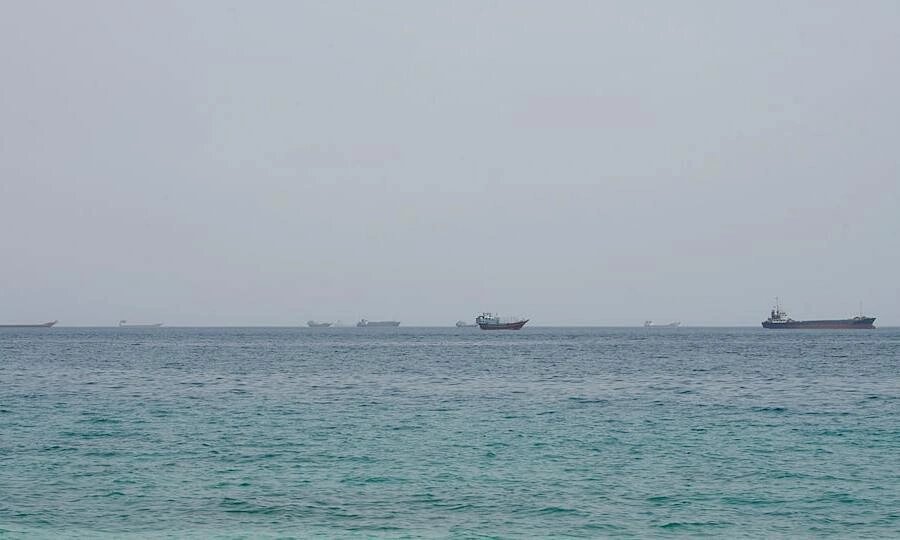 tau-cho-dau-uae-bi-tan-cong-o-eo-bien-hormuz