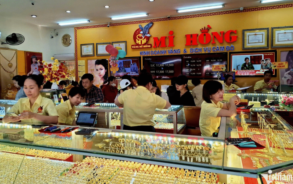 loat-vi-pham-cua-bao-tin-manh-hai,-sjc,-he-lo-giao-dich-bat-thuong-2.084-ty-dong-cua-7-nguoi